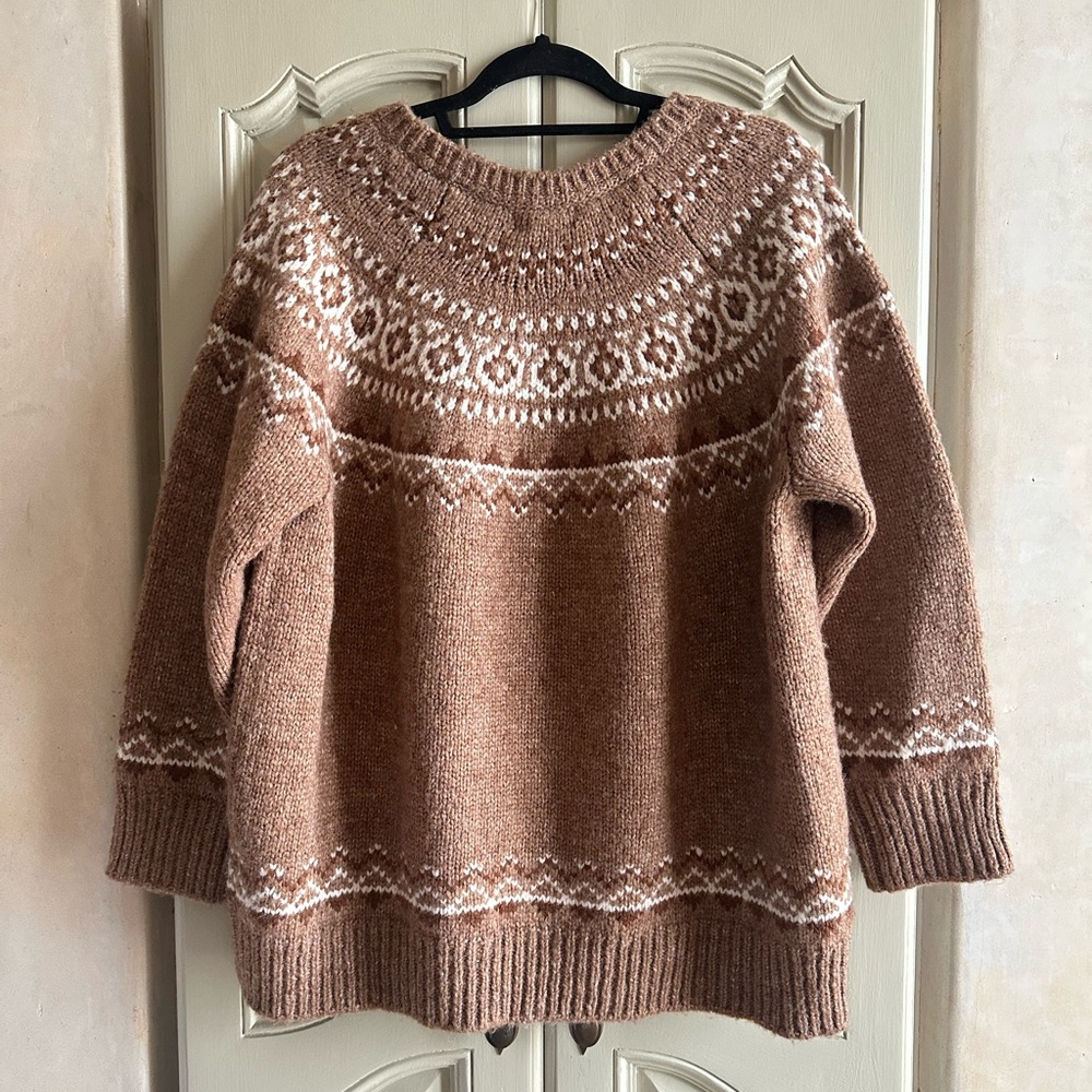 NWT Calvin Klein Brown, Tan and White Patterned Sweater - Picture 7 of 7